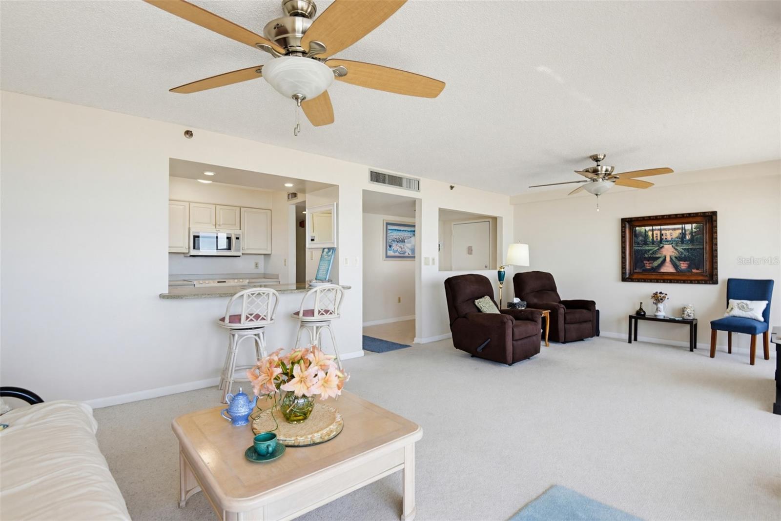 Image 10 of 60 For 1601 Central Avenue 801