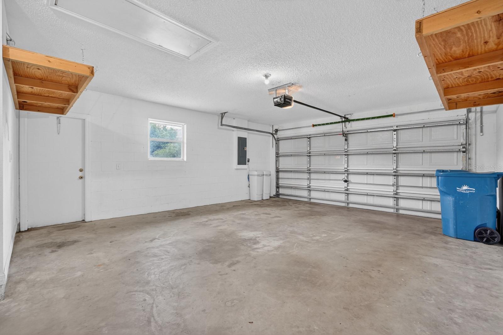 Image 16 of 56 For 1505 Lakeside Drive