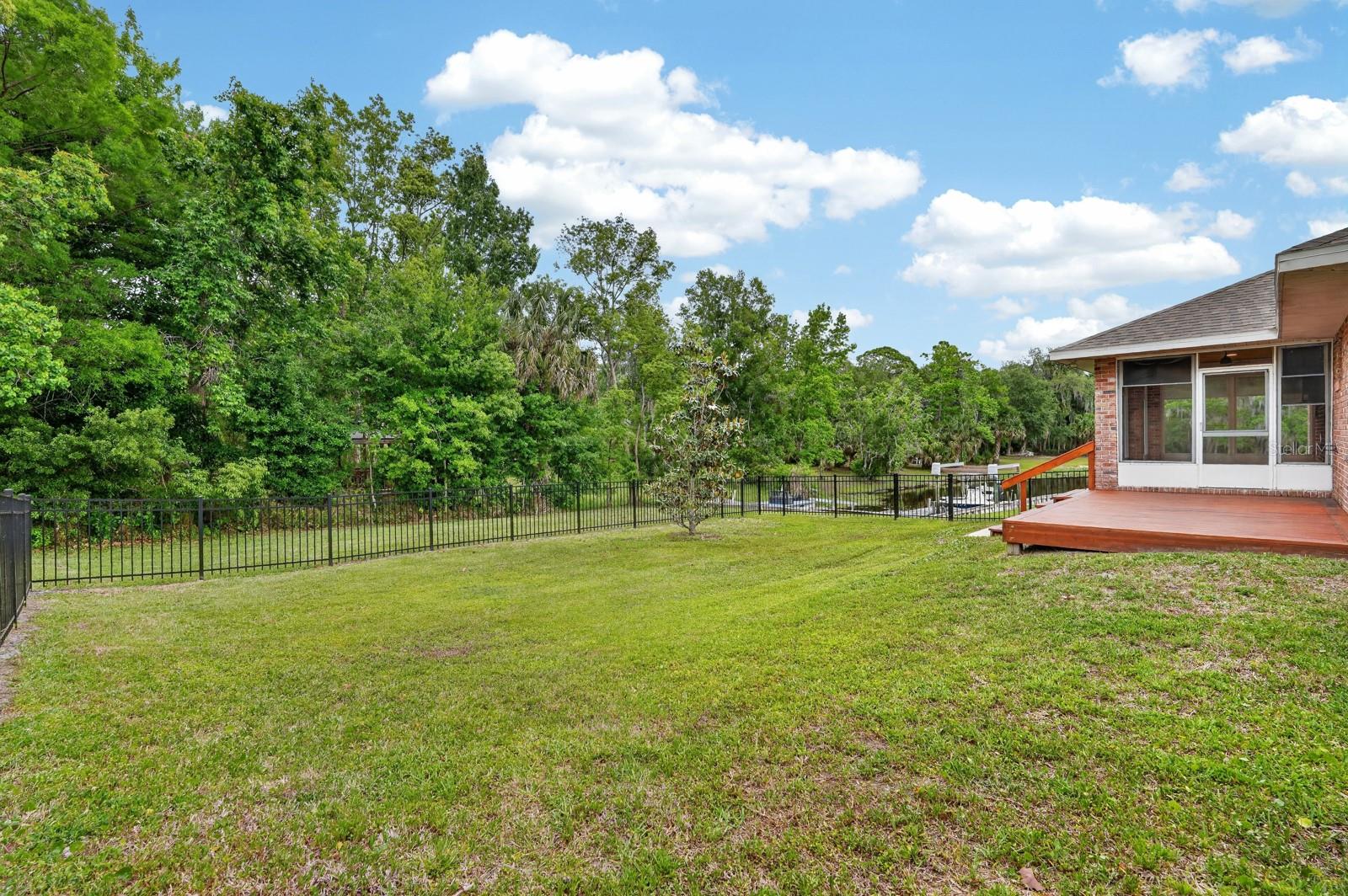 Image 27 of 56 For 1505 Lakeside Drive