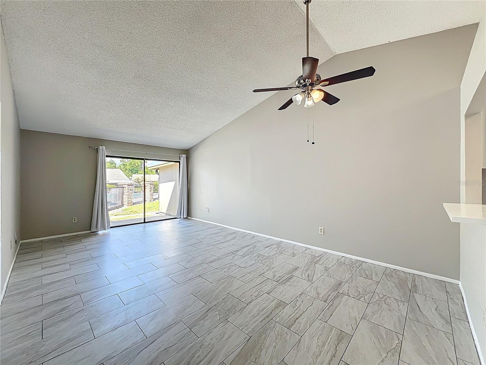 Image 19 of 56 For 12136 Sand Pebble Way