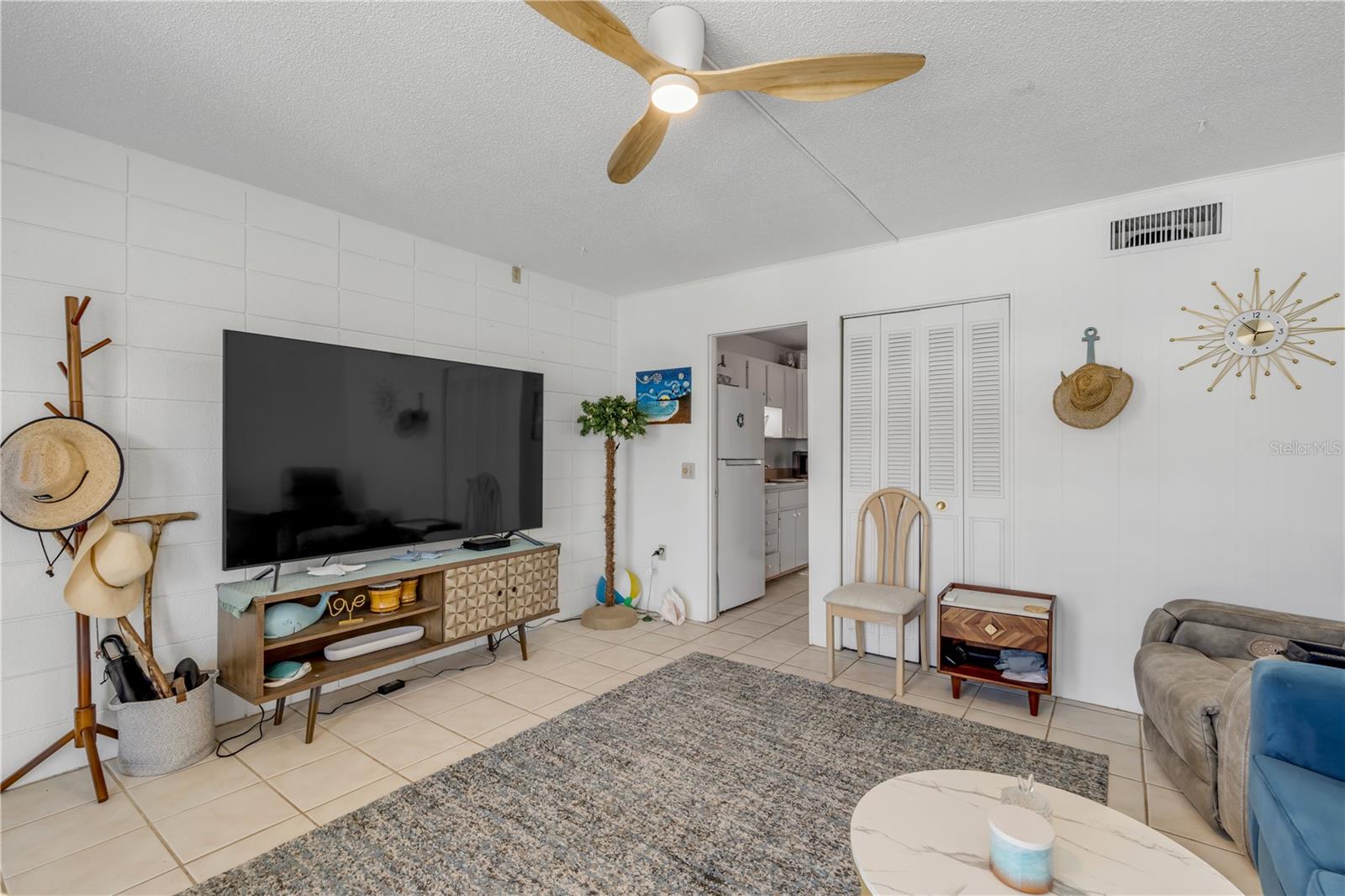 Image 11 of 35 For 541 Peninsula Avenue A19