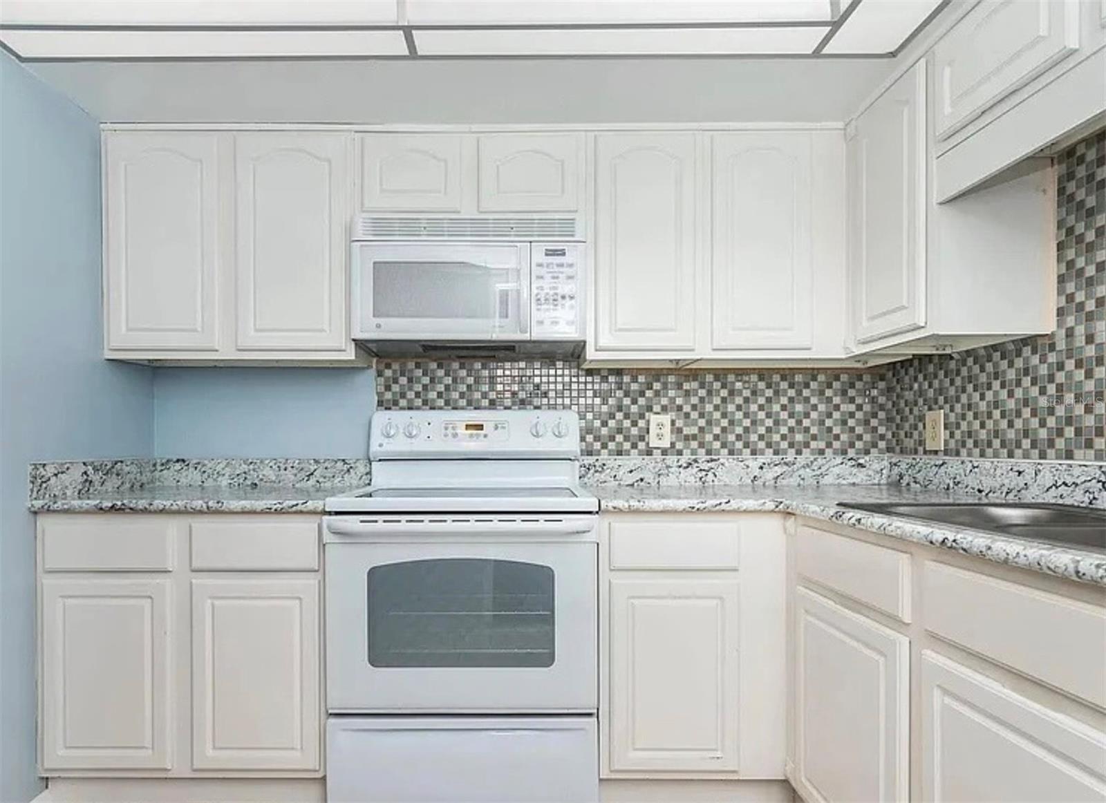 Image 10 of 23 For 1224 Peninsula Drive 415