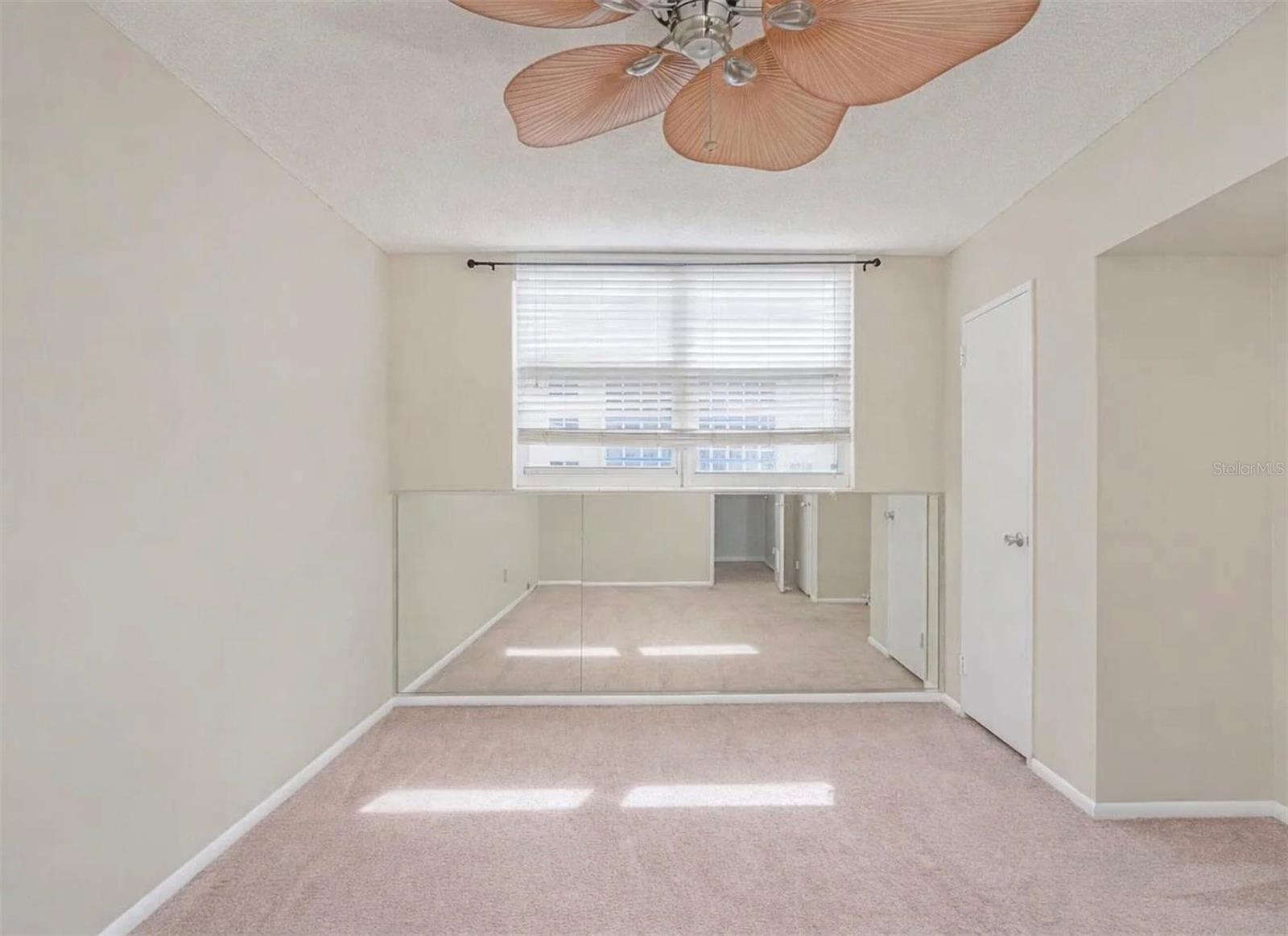 Image 15 of 23 For 1224 Peninsula Drive 415