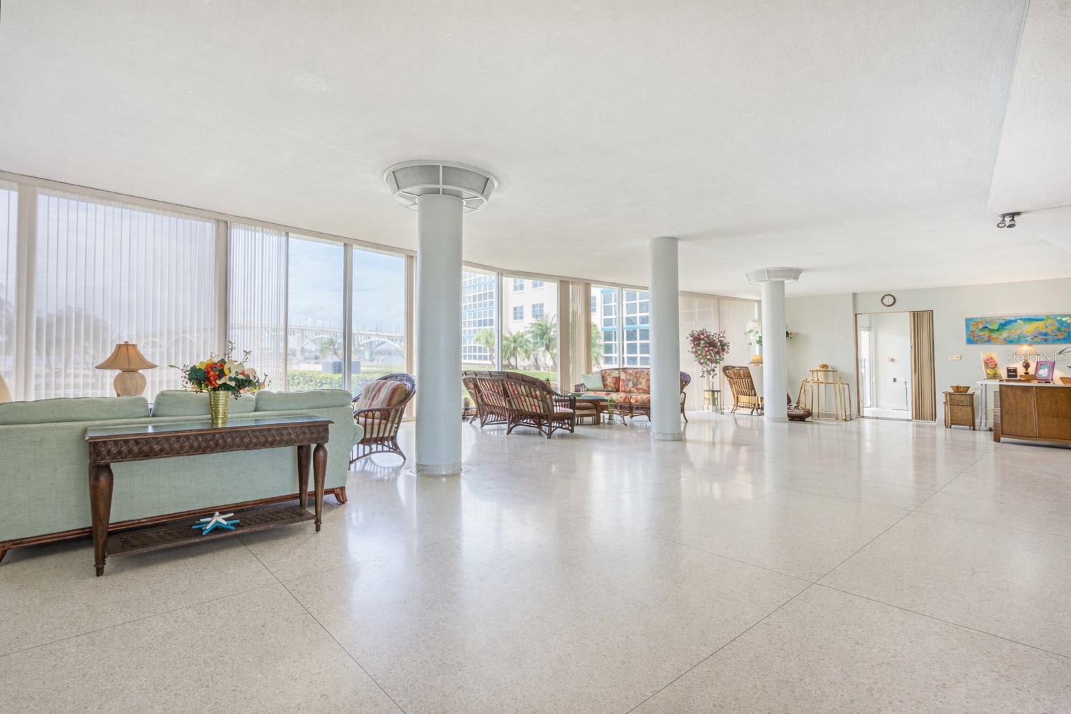 Image 21 of 23 For 1224 Peninsula Drive 415