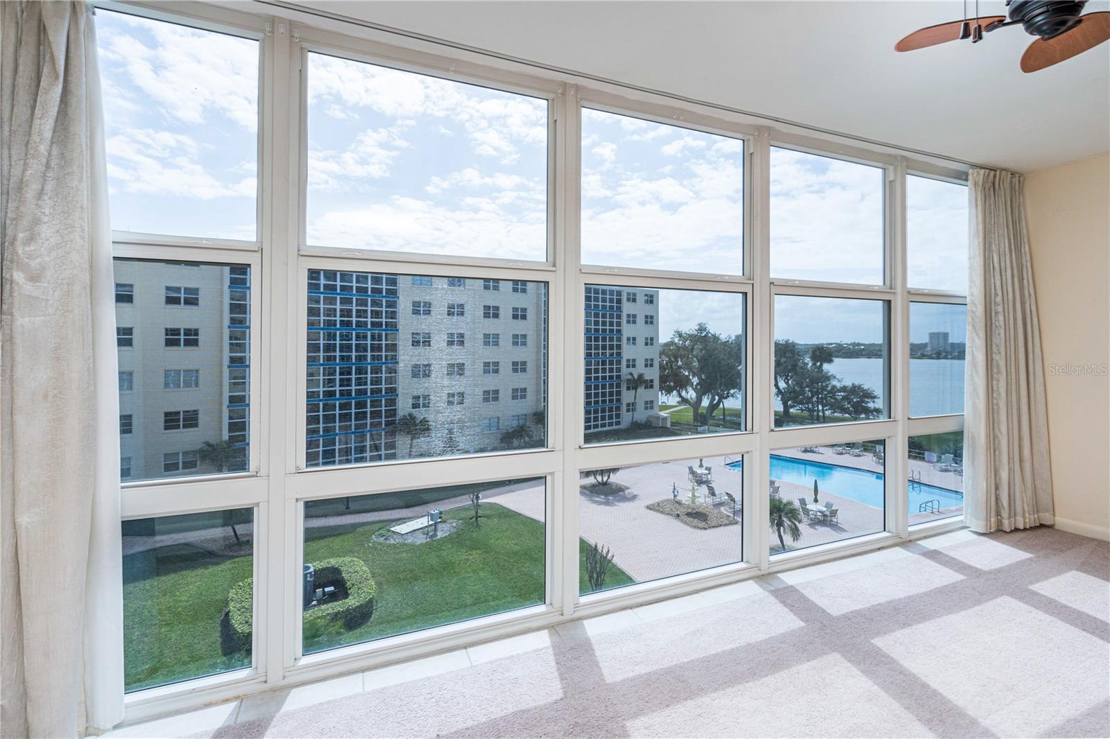 Image 3 of 23 For 1224 Peninsula Drive 415
