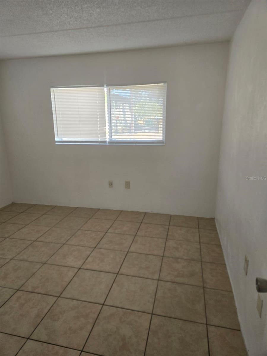 Image 10 of 23 For 1216 Kennedy Road 19