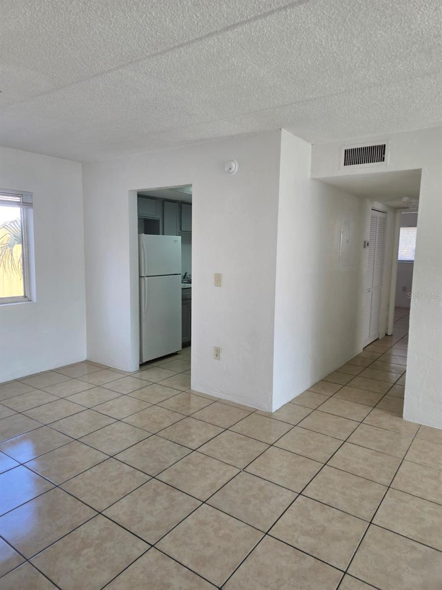 Image 3 of 23 For 1216 Kennedy Road 19