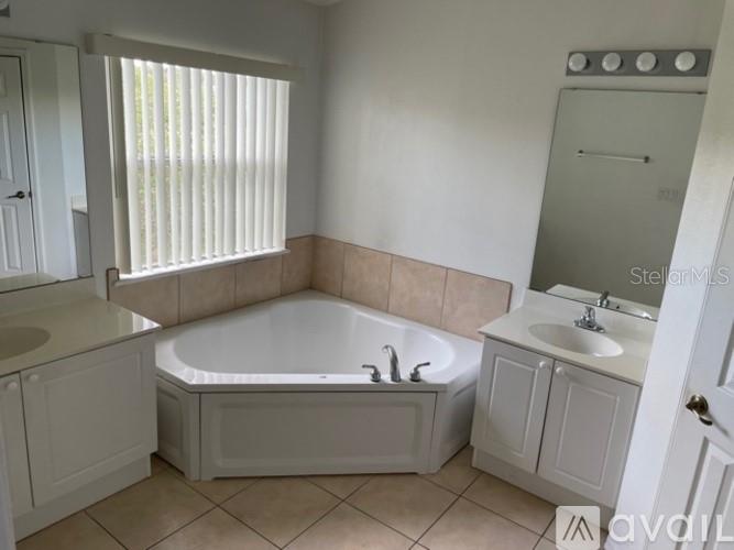 Image 5 of 16 For 2834 Club Cortile Circle