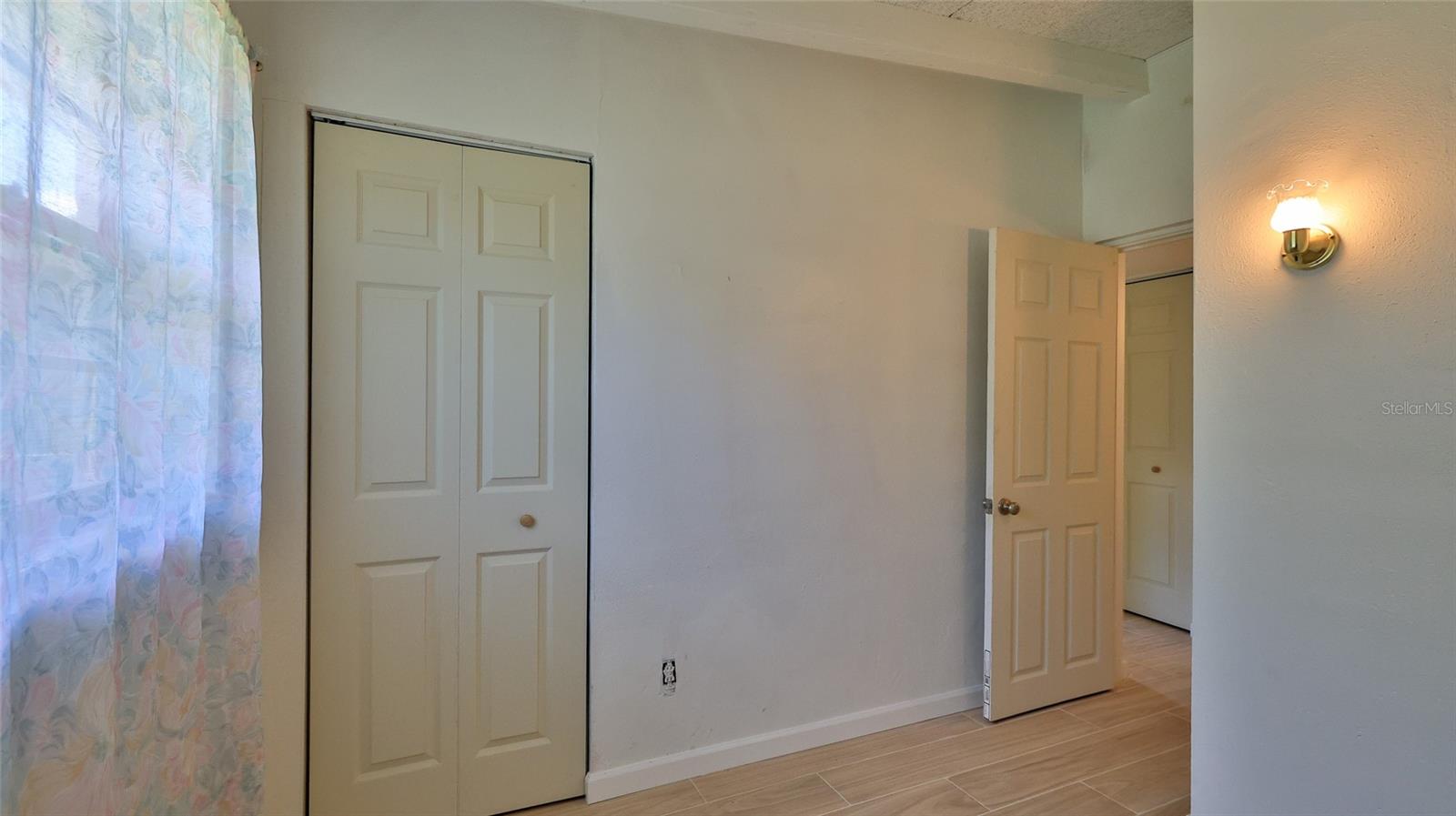 Image 16 of 26 For 536 Dorothy Avenue