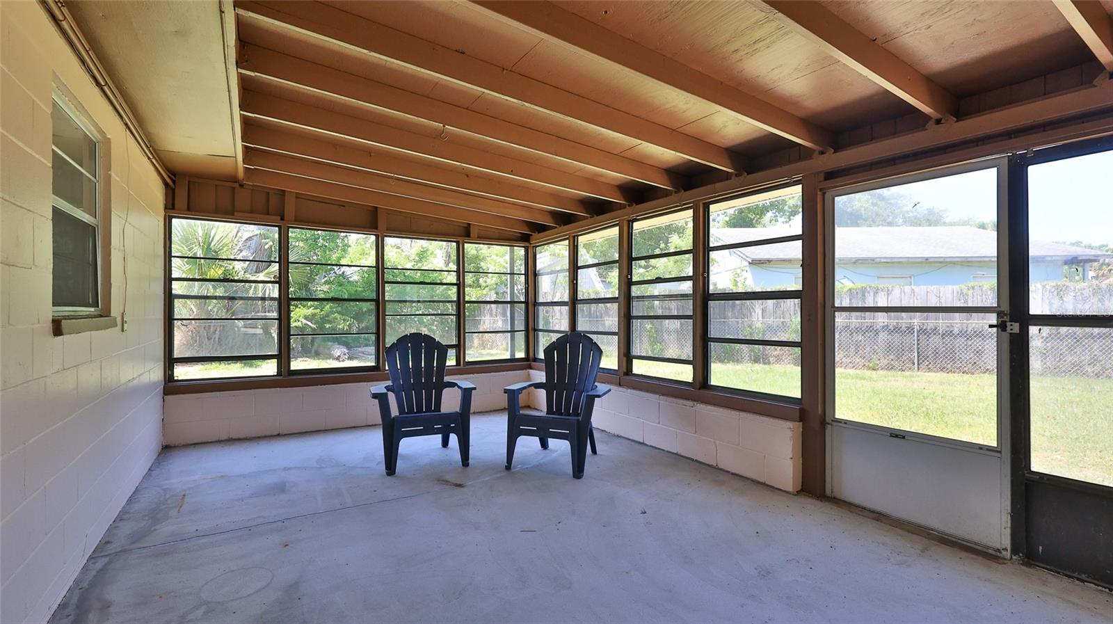 Image 21 of 26 For 536 Dorothy Avenue