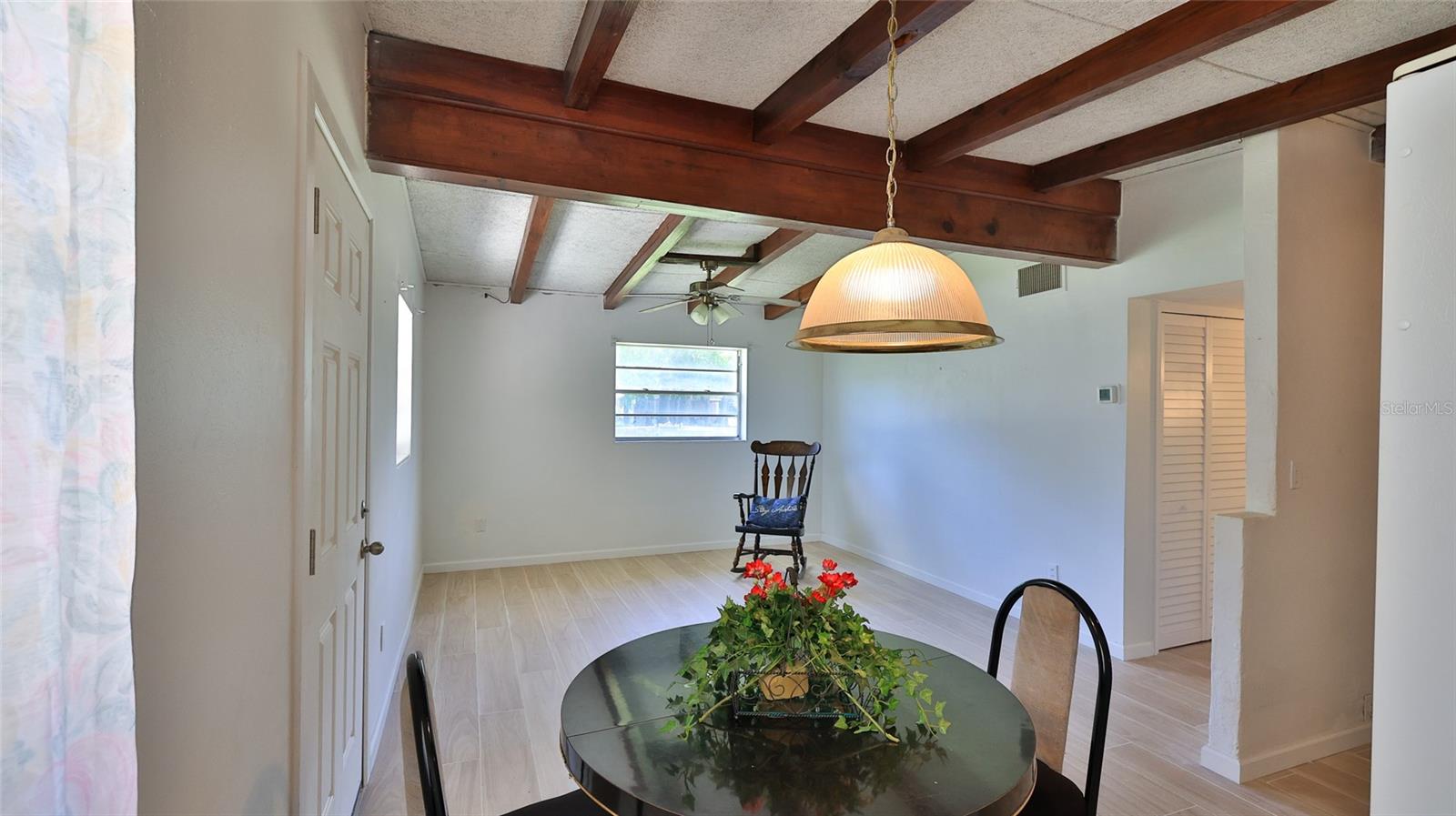 Image 7 of 26 For 536 Dorothy Avenue