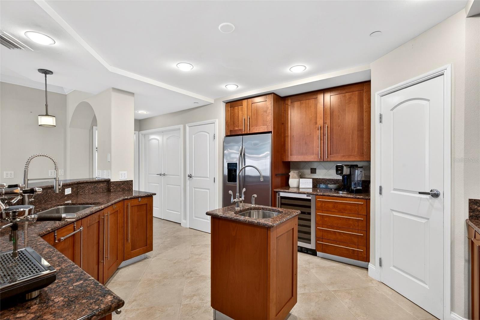 Image 29 of 93 For 3703 Atlantic Avenue 204