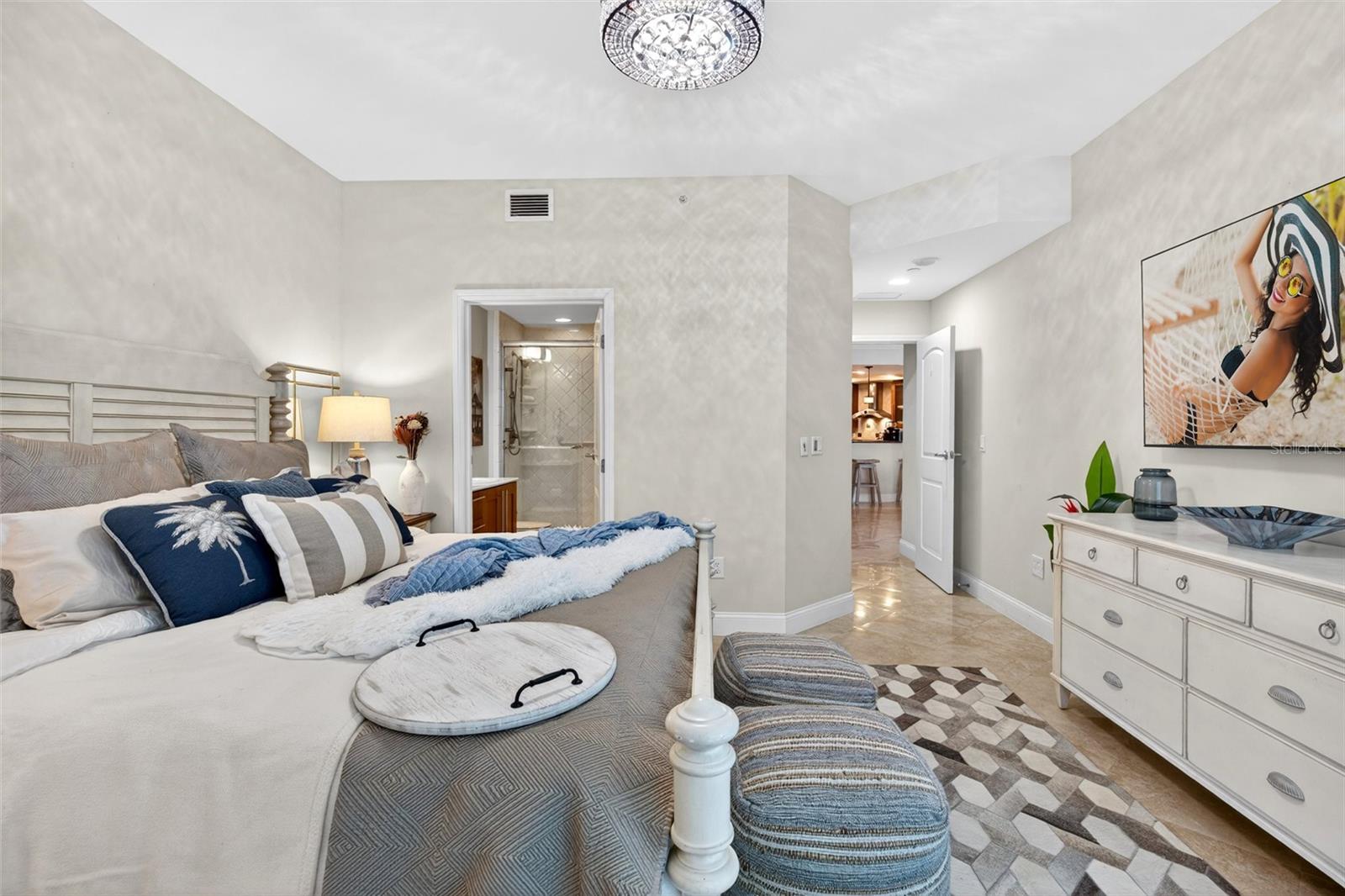 Image 61 of 93 For 3703 Atlantic Avenue 204