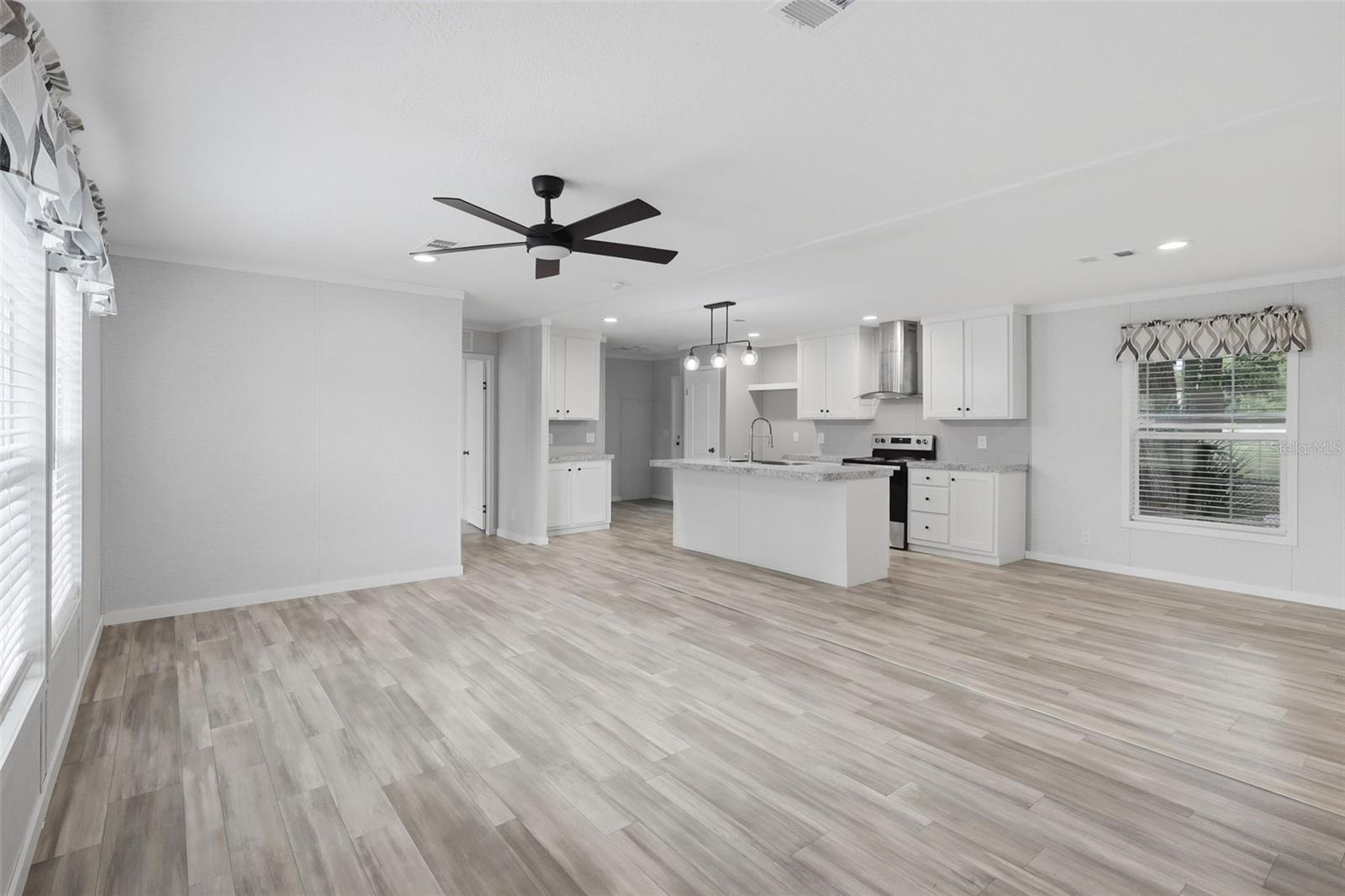 Image 19 of 26 For 781 Bayou Drive