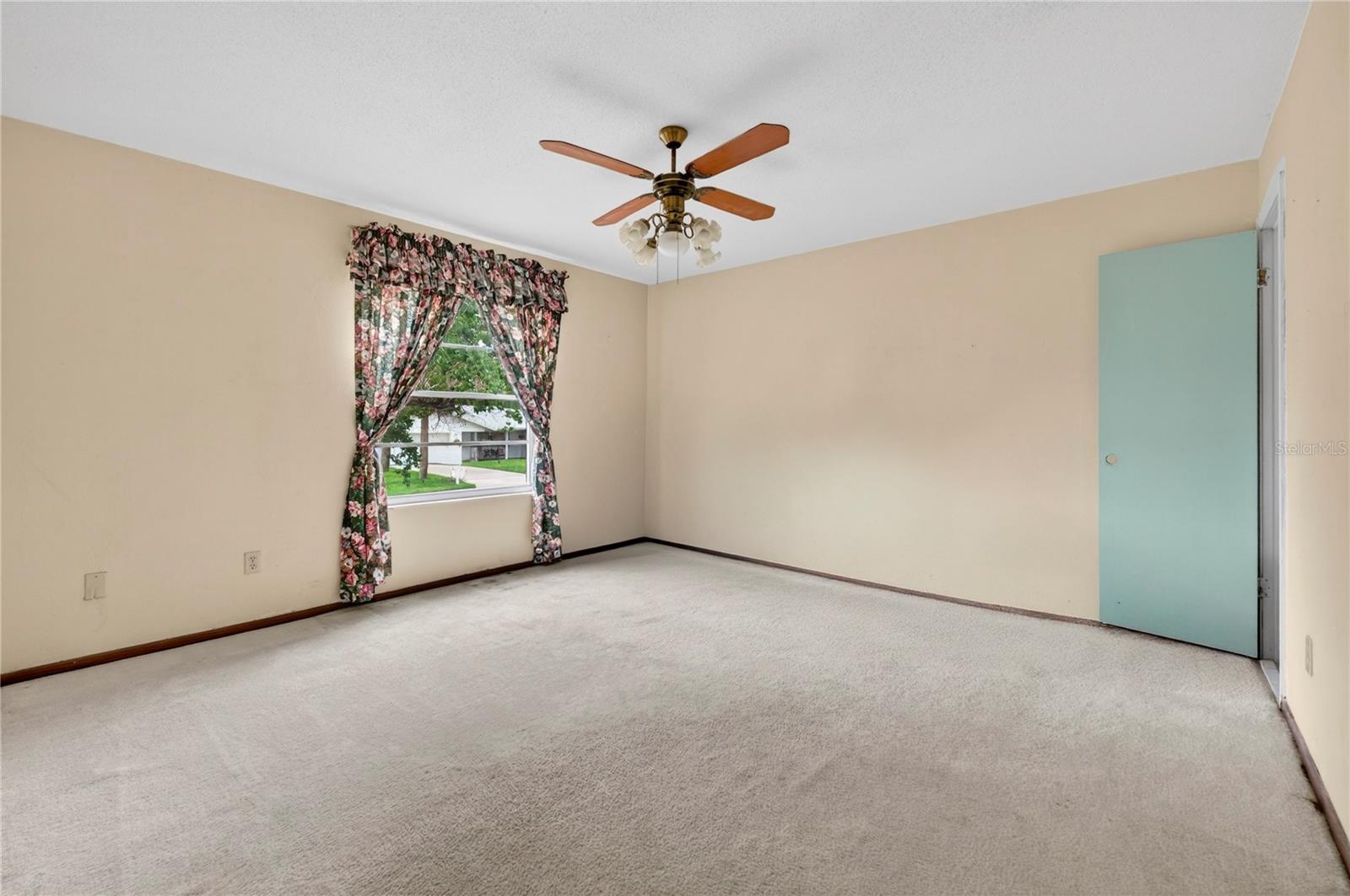 Image 23 of 35 For 1075 Kingswood Way