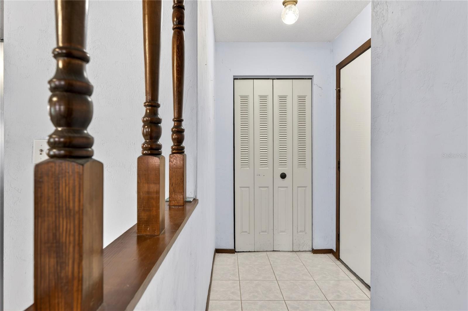 Image 34 of 35 For 1075 Kingswood Way