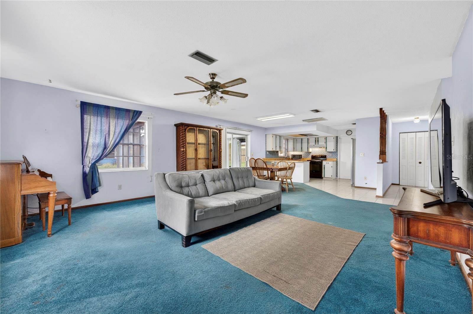 Image 6 of 35 For 1075 Kingswood Way