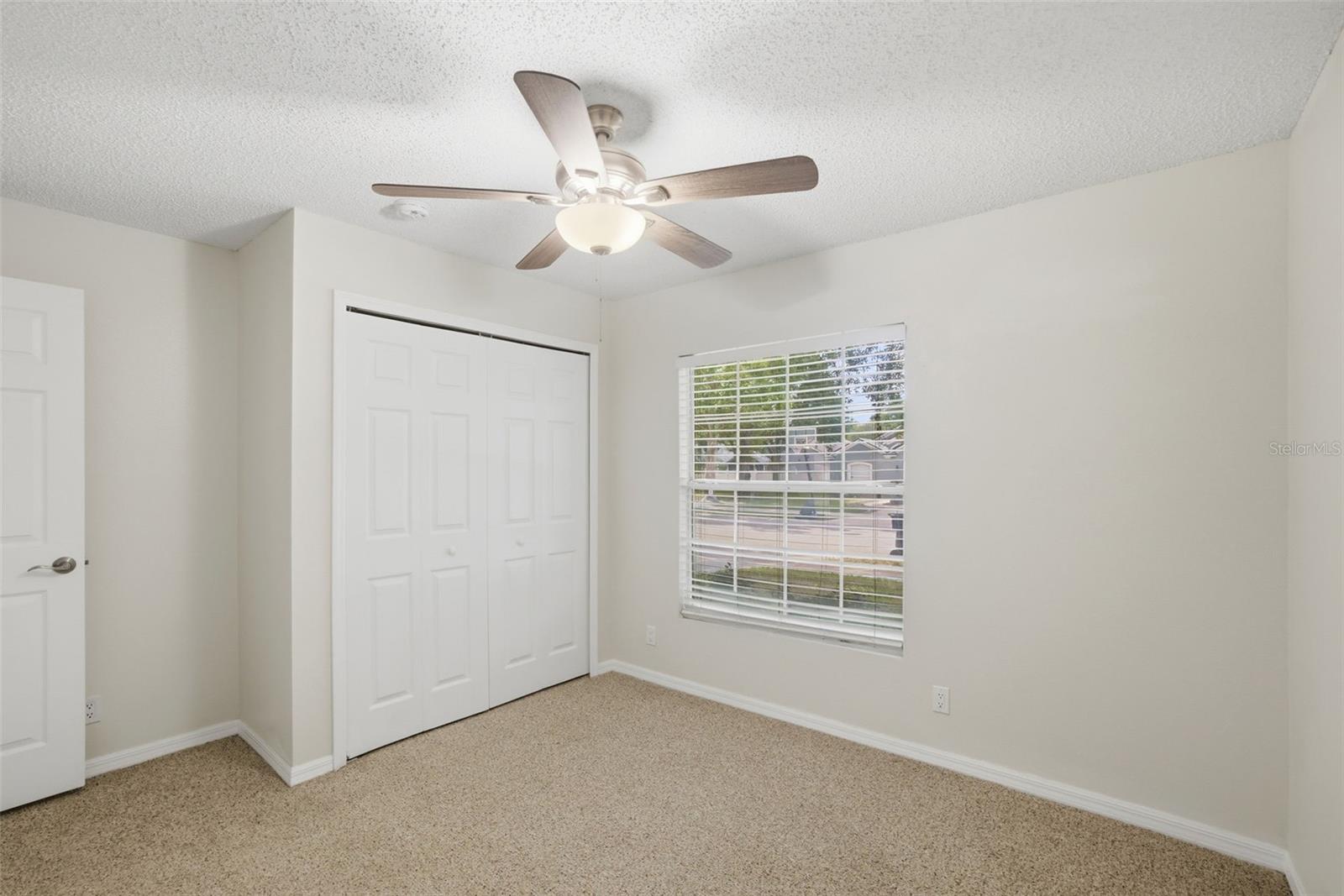 Image 11 of 34 For 553 Maidenhair Court