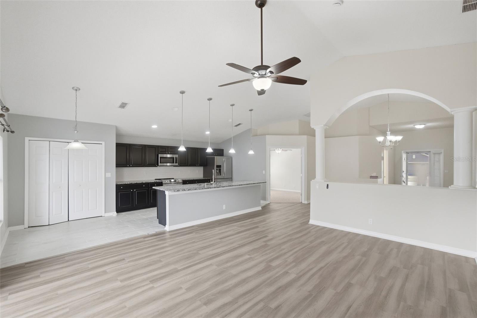 Image 7 of 34 For 553 Maidenhair Court