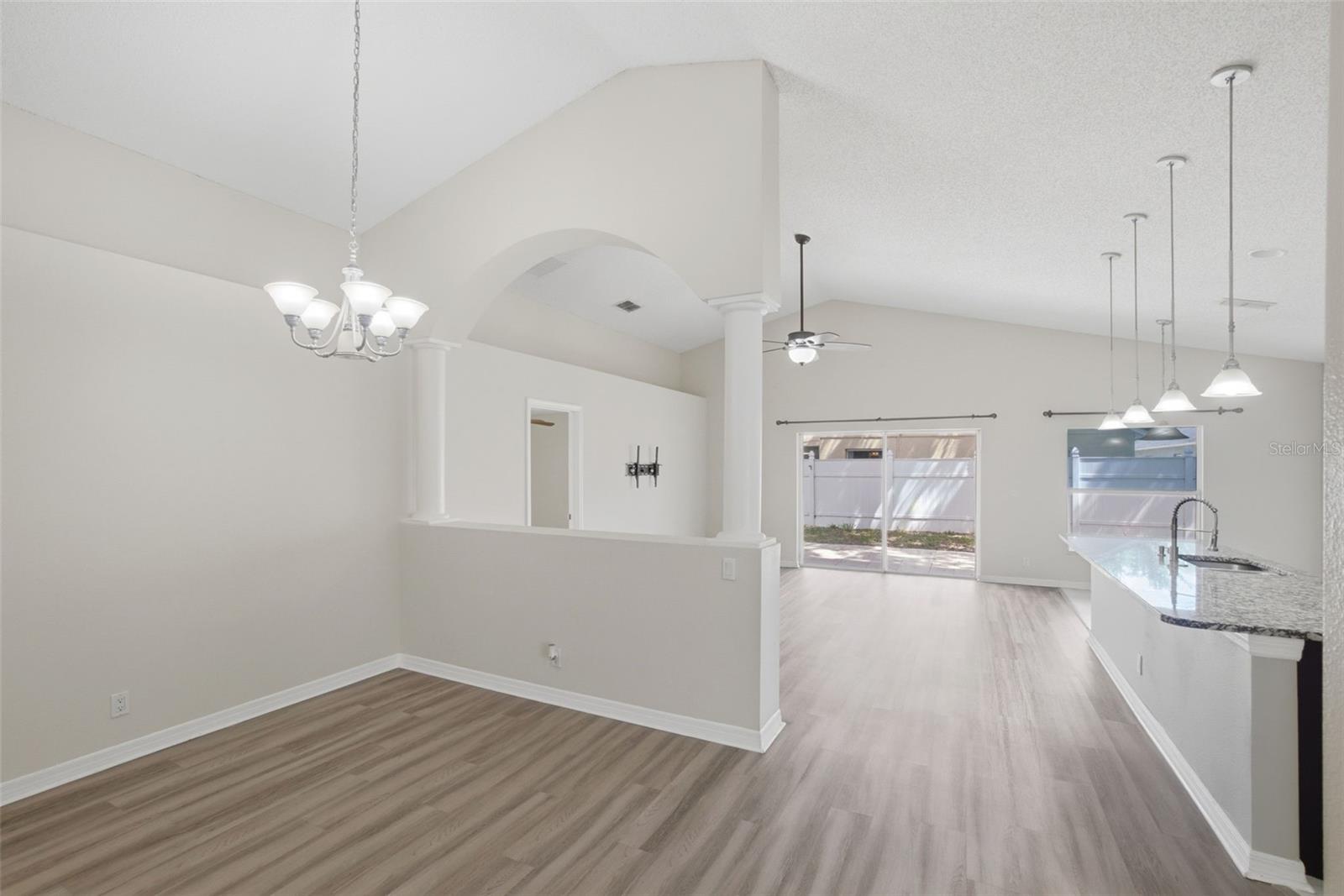 Image 9 of 34 For 553 Maidenhair Court