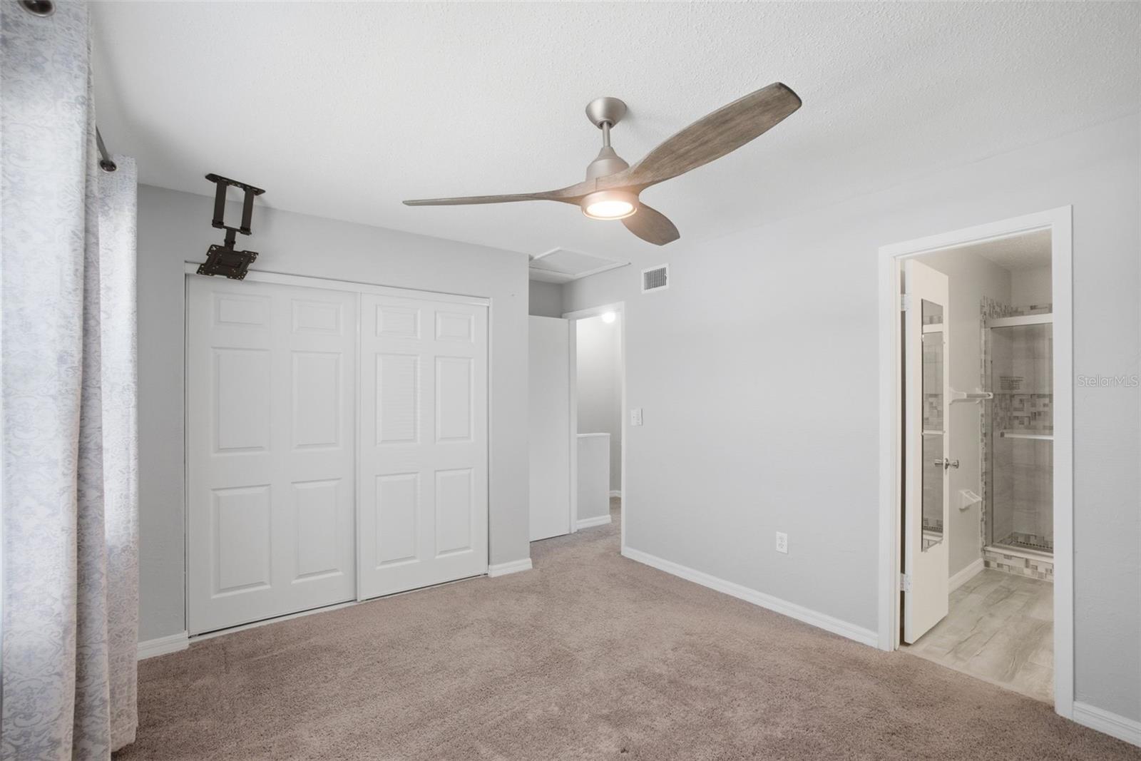 Image 15 of 29 For 3750 Atlantic Avenue 180