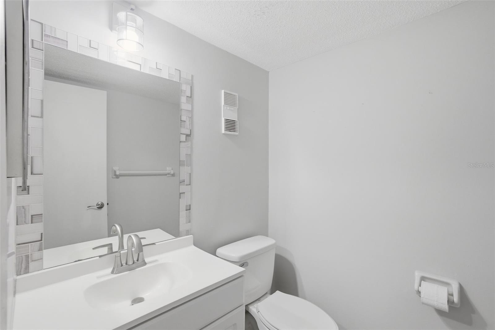 Image 8 of 29 For 3750 Atlantic Avenue 180