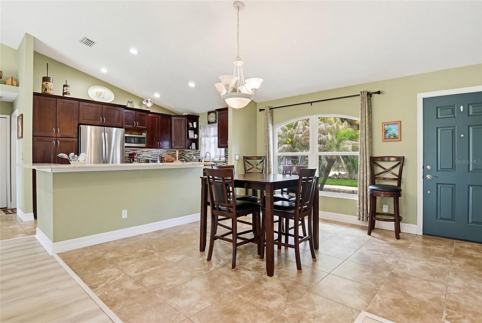 Image 13 of 52 For 5479 Saint Regis Way
