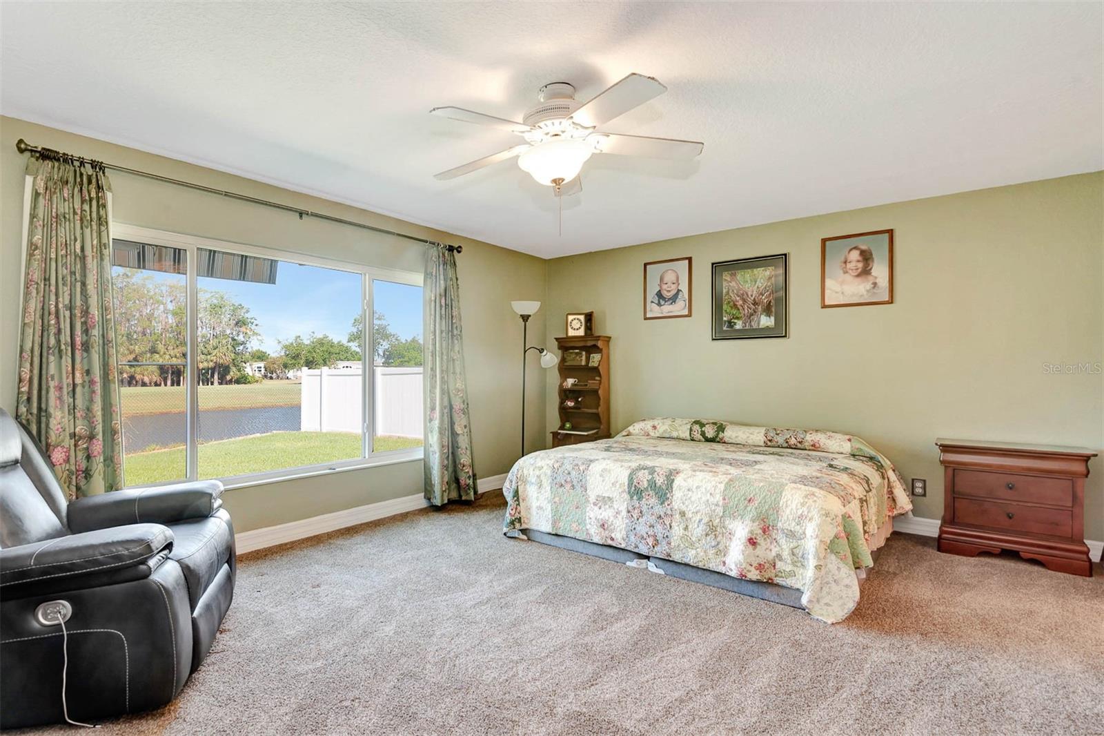 Image 19 of 52 For 5479 Saint Regis Way