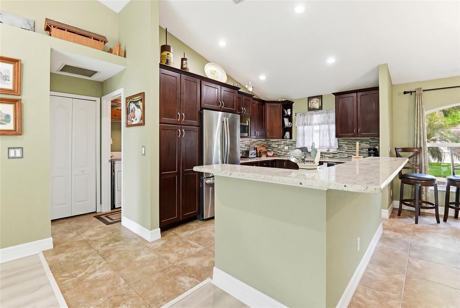 Image 8 of 52 For 5479 Saint Regis Way
