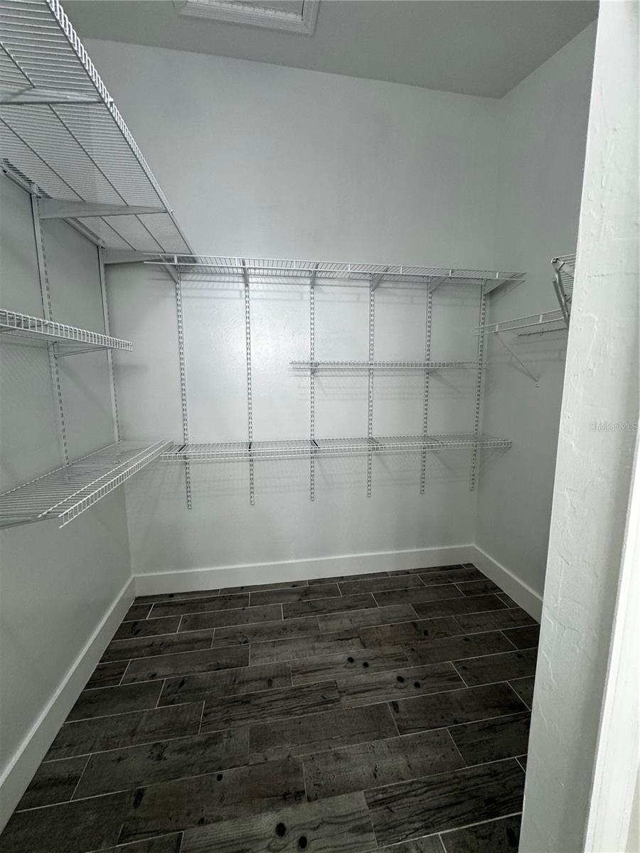 Image 15 of 18 For 1645 17th Street Sw