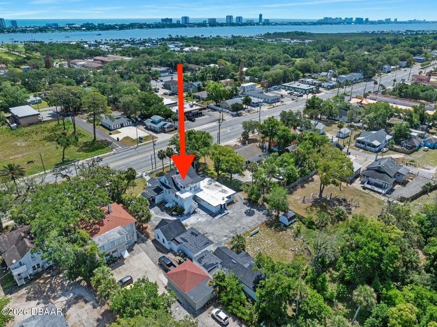 Image 11 of 72 For 934 Ridgewood Avenue