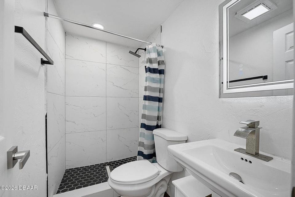 Image 51 of 72 For 934 Ridgewood Avenue