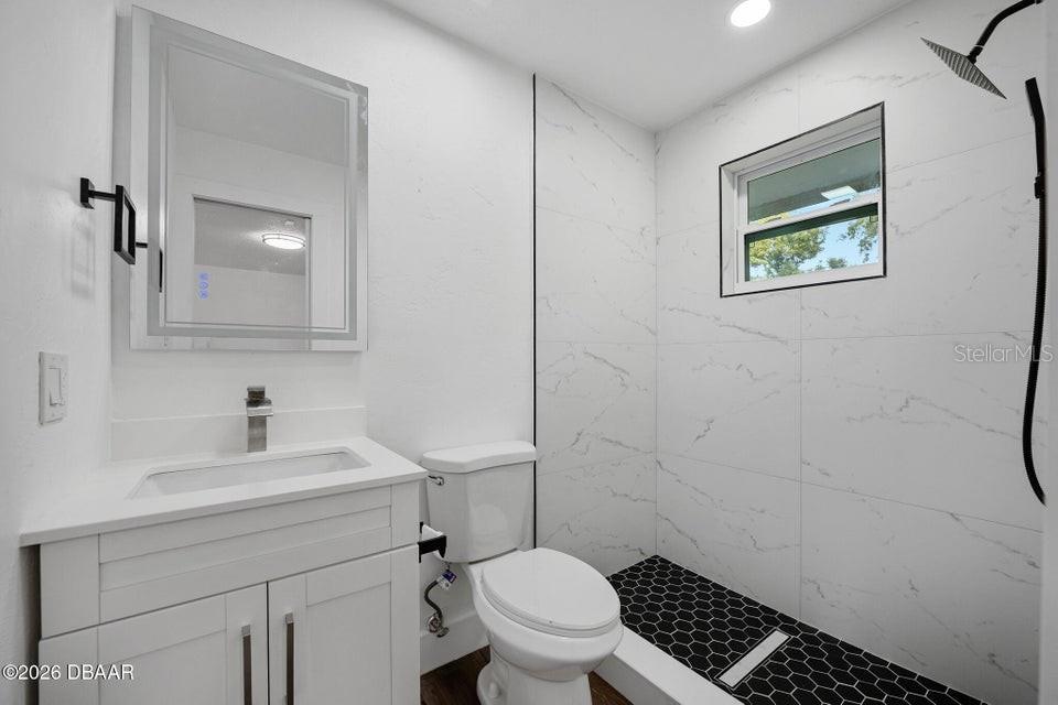 Image 65 of 72 For 934 Ridgewood Avenue