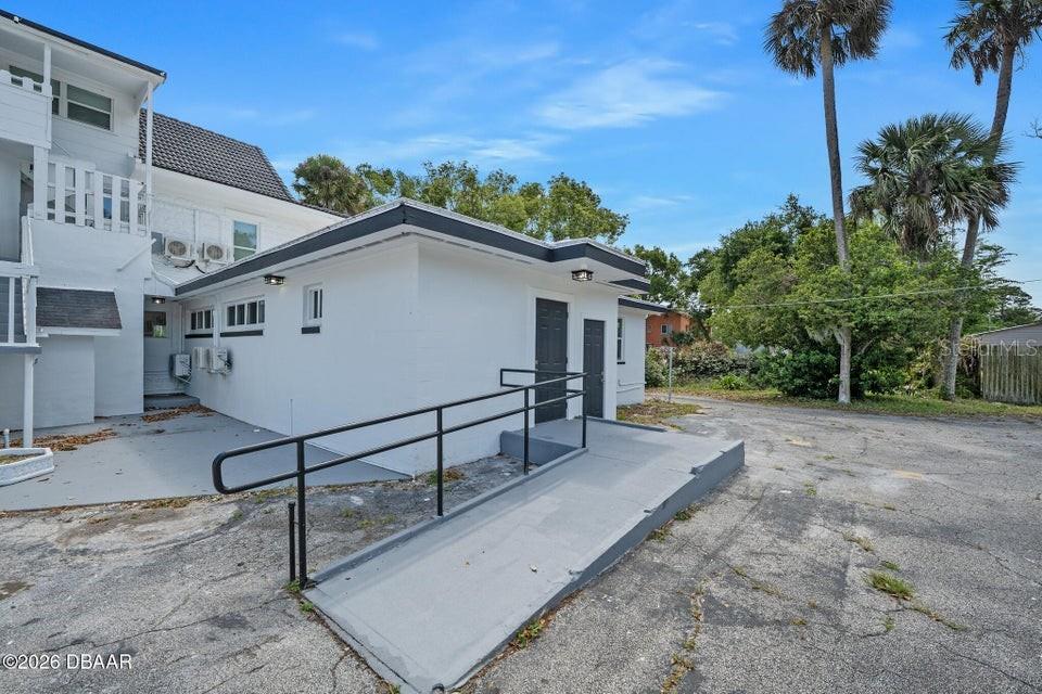 Image 68 of 72 For 934 Ridgewood Avenue