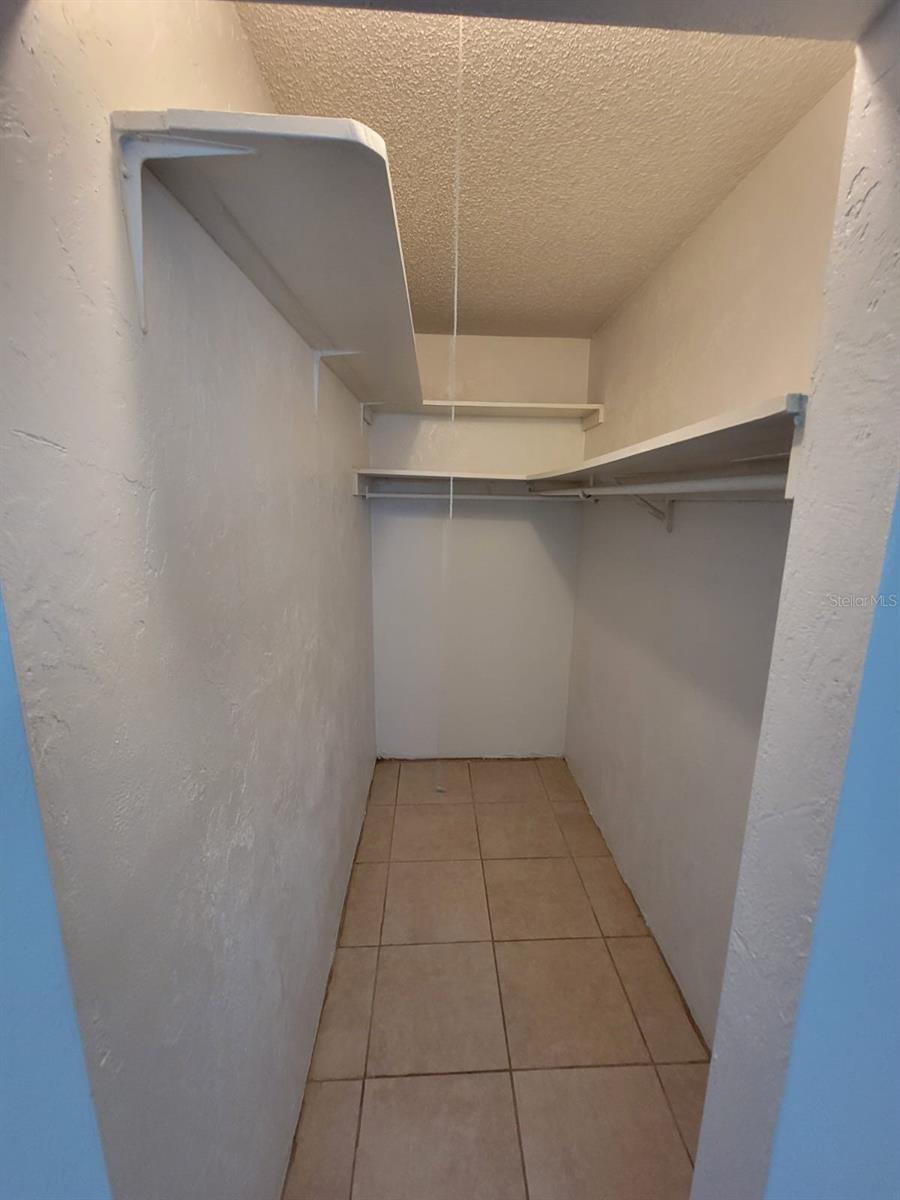 Image 10 of 16 For 1216 Kennedy Road 4