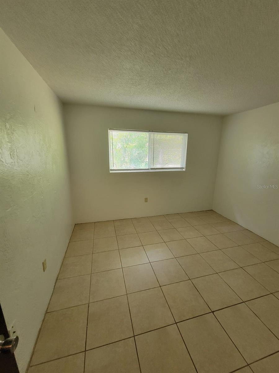 Image 13 of 16 For 1216 Kennedy Road 4