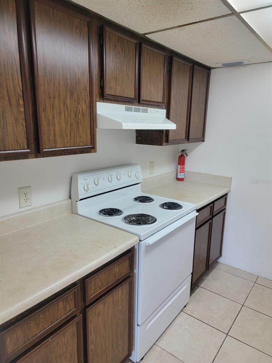 Image 3 of 16 For 1216 Kennedy Road 4
