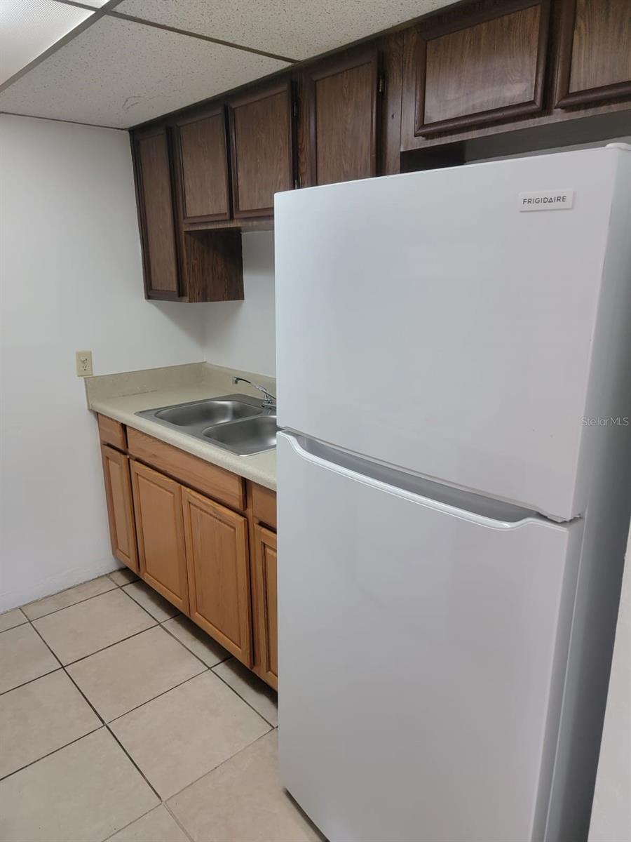 Image 4 of 16 For 1216 Kennedy Road 4