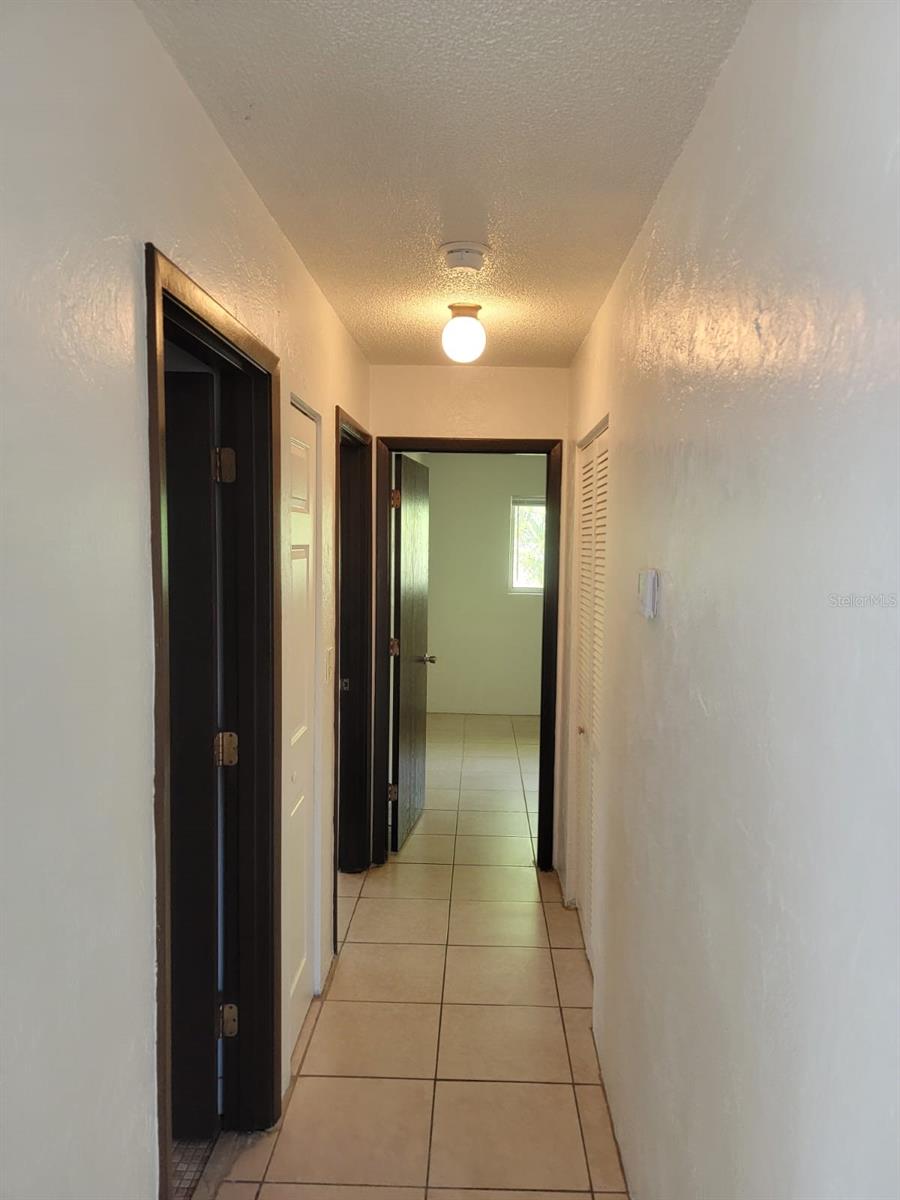 Image 5 of 16 For 1216 Kennedy Road 4