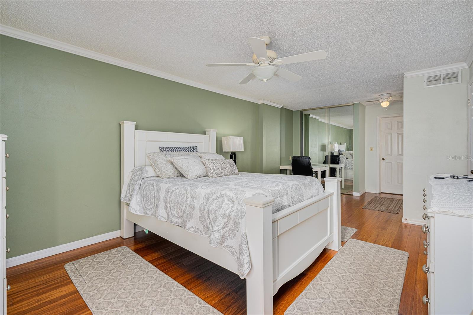 Image 17 of 29 For 3360 Ocean Shore Boulevard 5060
