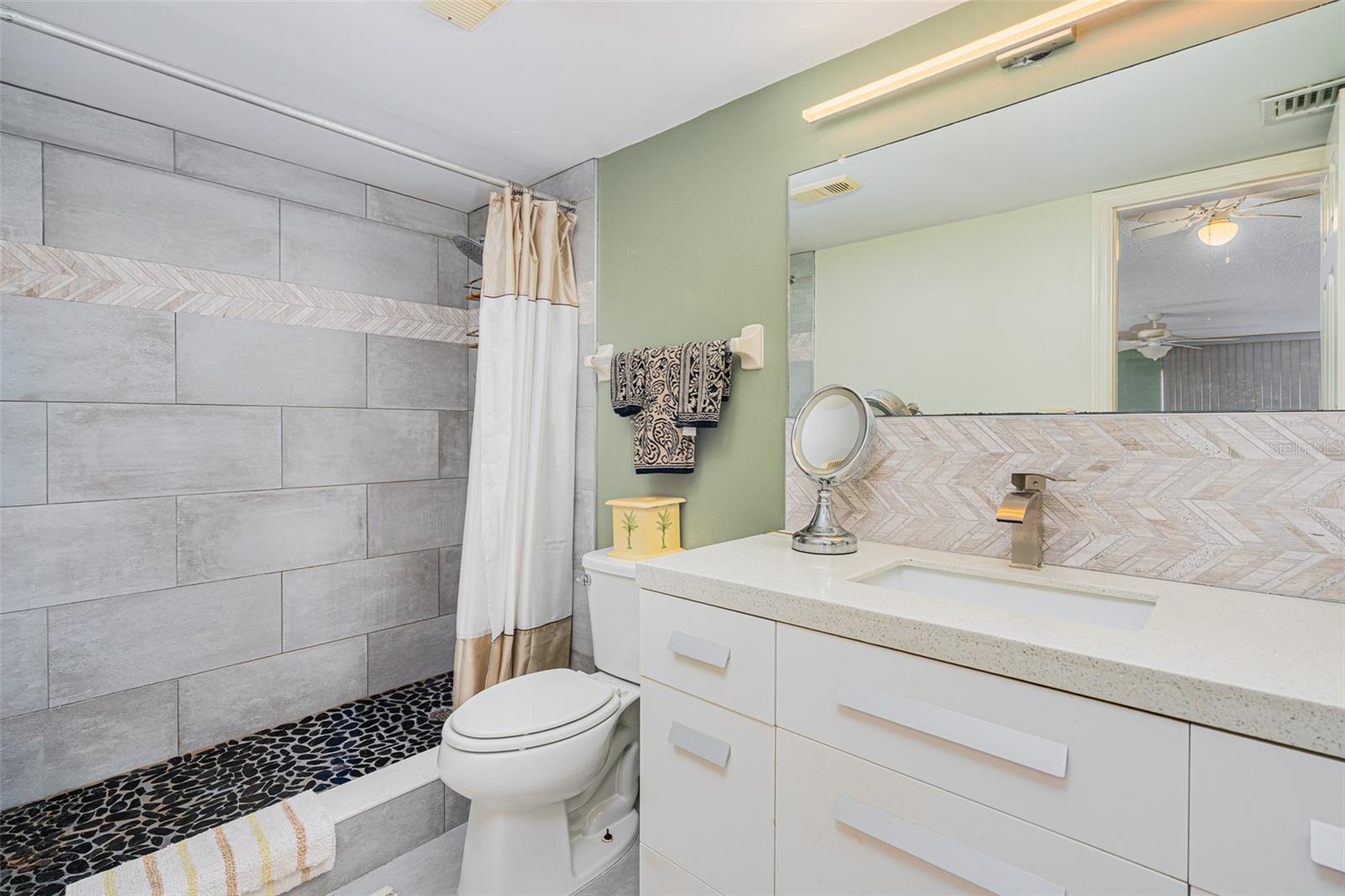 Image 19 of 29 For 3360 Ocean Shore Boulevard 5060