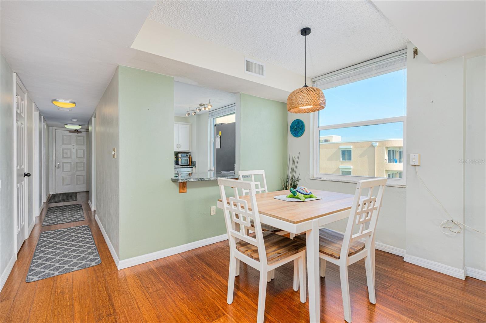 Image 6 of 29 For 3360 Ocean Shore Boulevard 5060