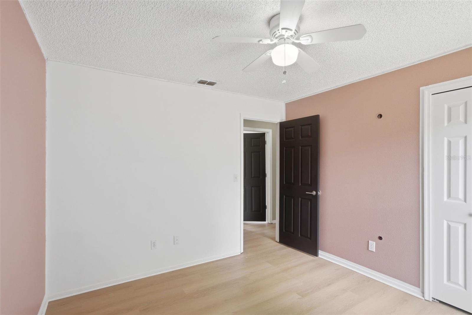 Image 12 of 33 For 2308 Donegan Place