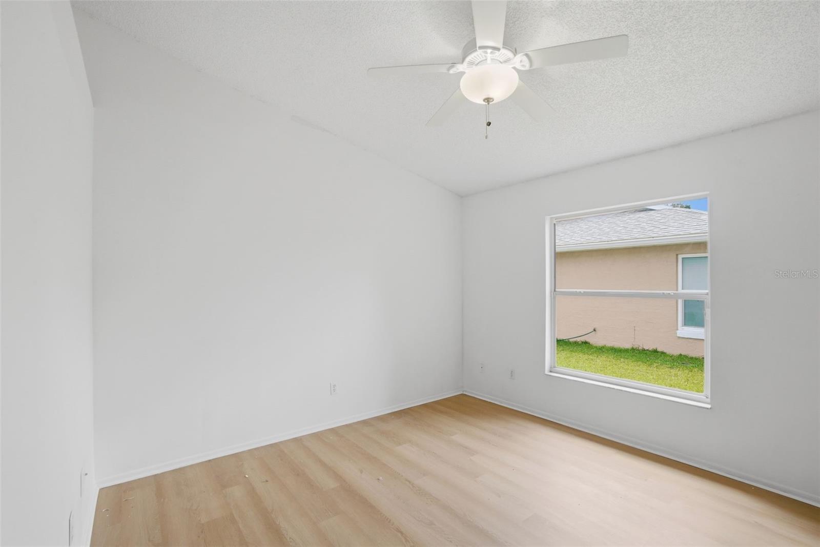 Image 13 of 33 For 2308 Donegan Place