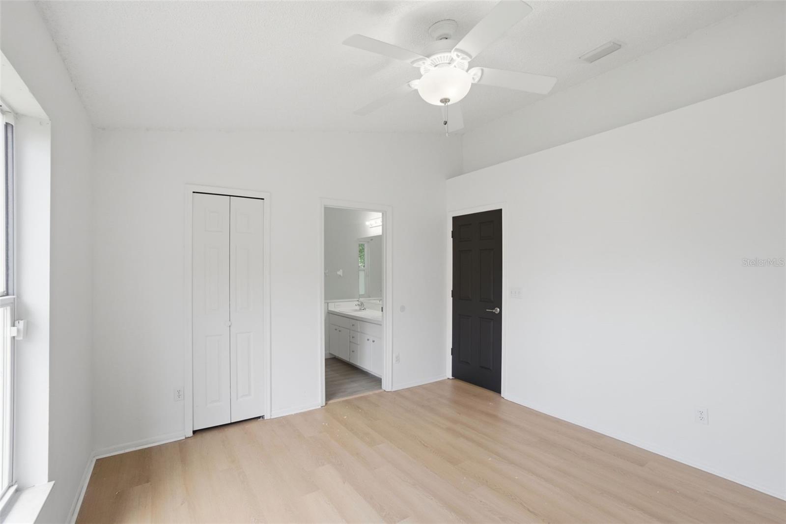 Image 14 of 33 For 2308 Donegan Place