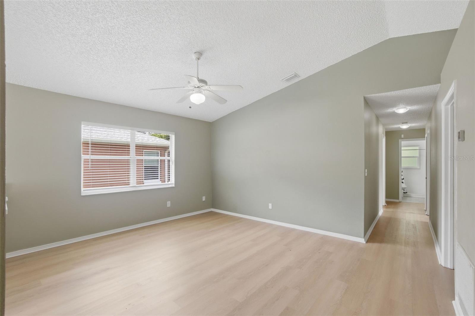 Image 3 of 33 For 2308 Donegan Place