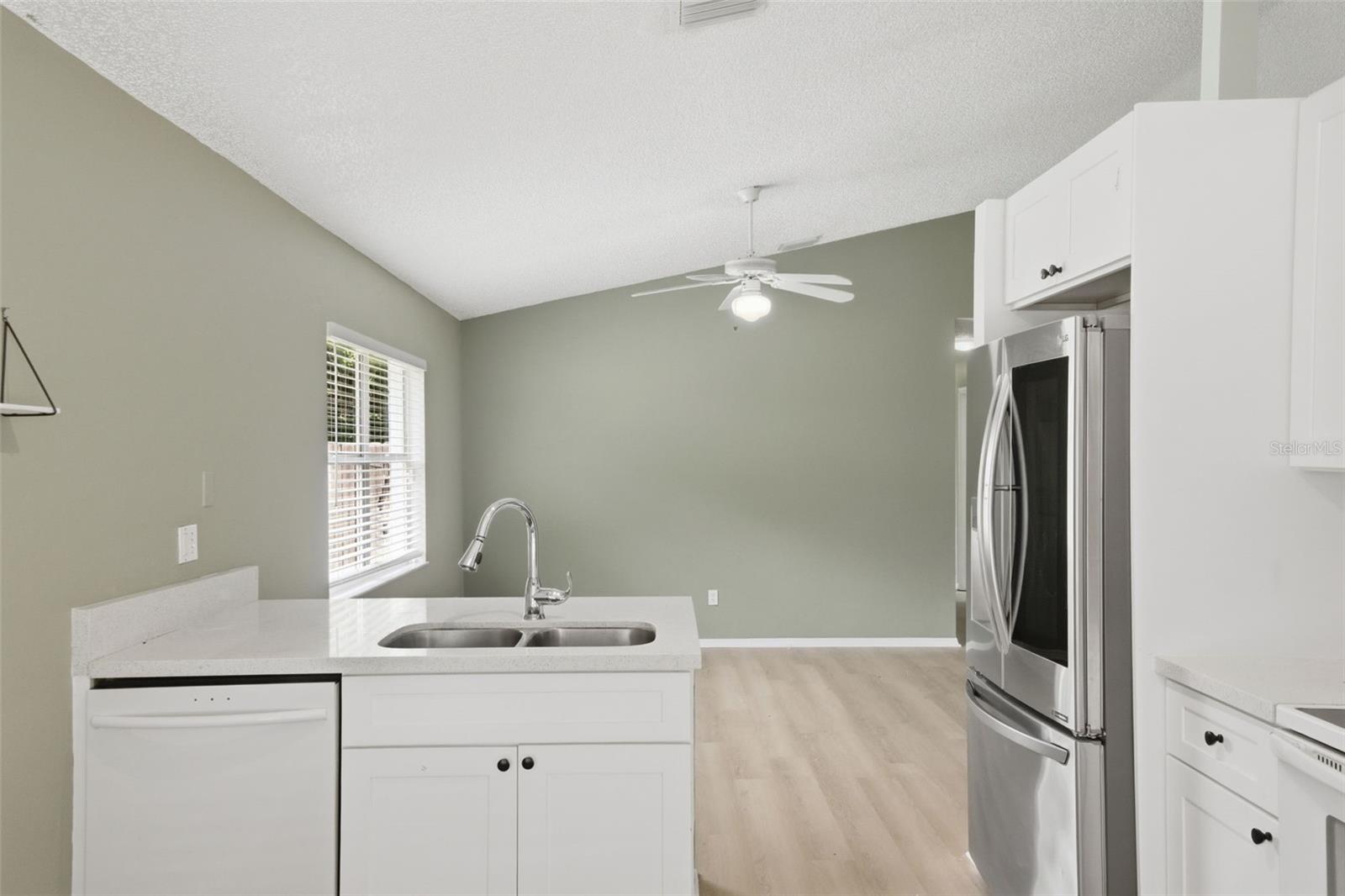 Image 8 of 33 For 2308 Donegan Place