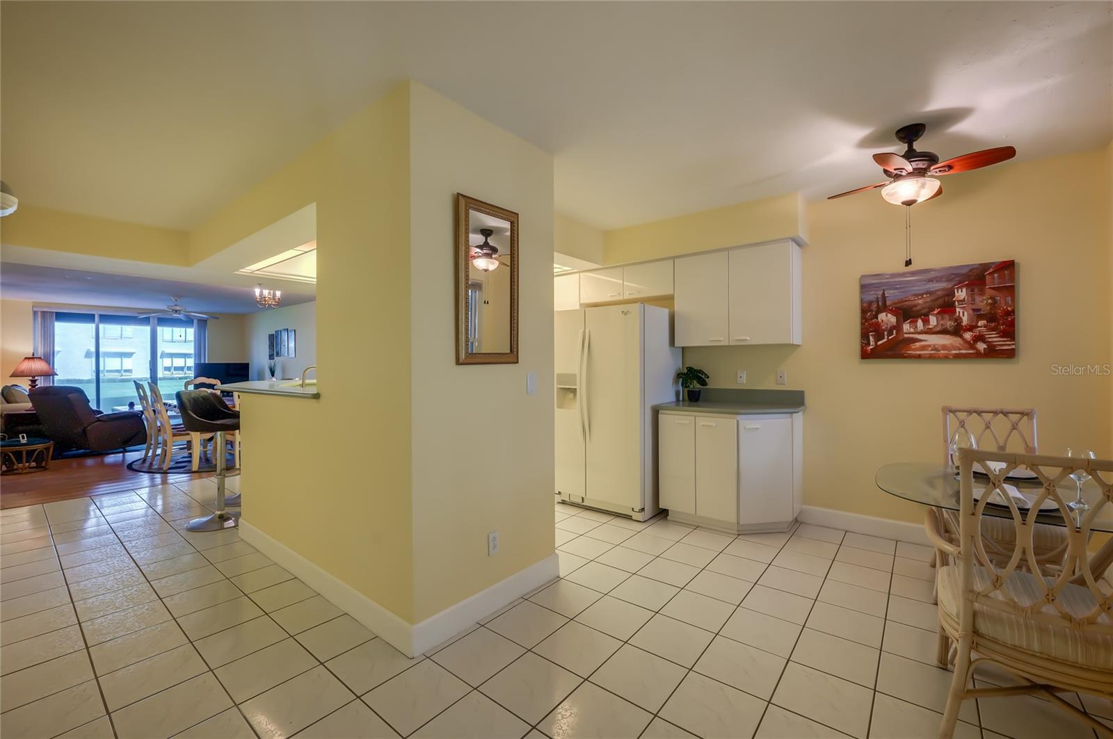 Image 10 of 46 For 4575 Atlantic Avenue 6101