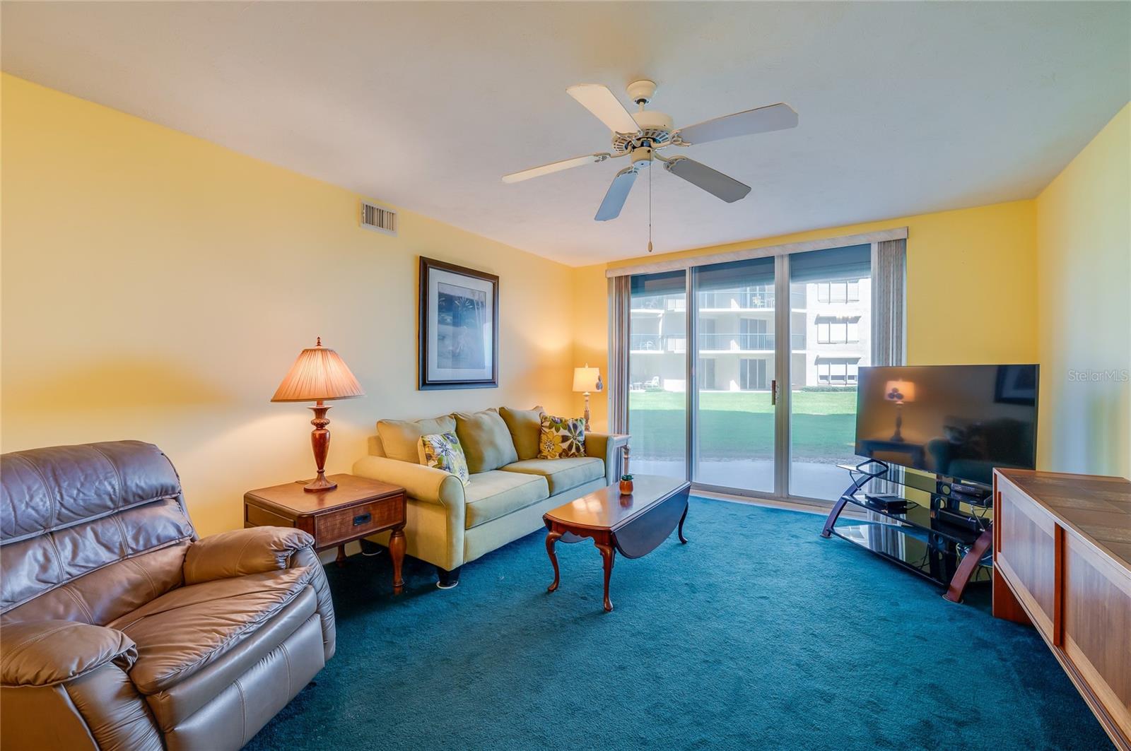 Image 19 of 46 For 4575 Atlantic Avenue 6101