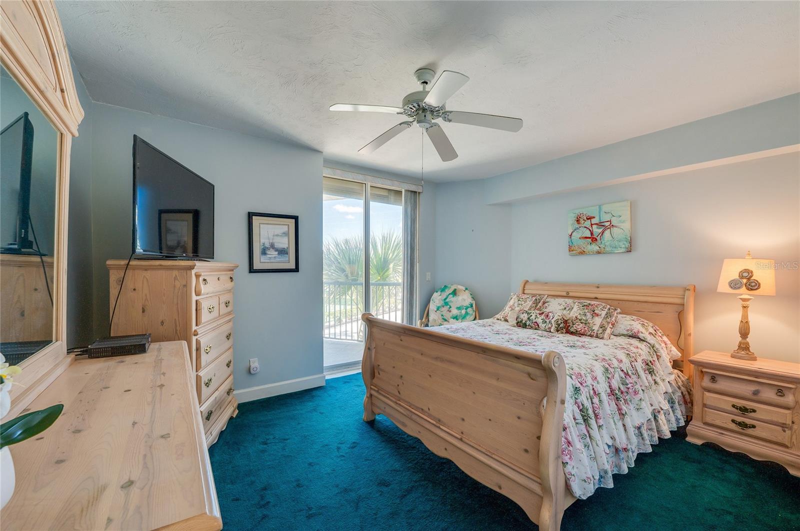 Image 26 of 46 For 4575 Atlantic Avenue 6101